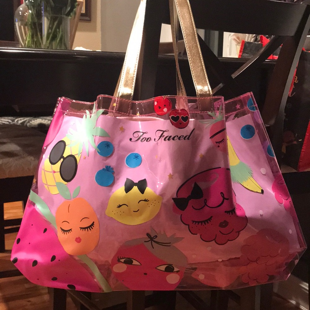 Too faced tutti 🍍frutti 🍓bag